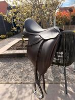 Bruin Wintec dressuurzadel 17inch, Dieren en Toebehoren, Paarden en Pony's | Zadels, Ophalen of Verzenden, Zo goed als nieuw, Dressuur