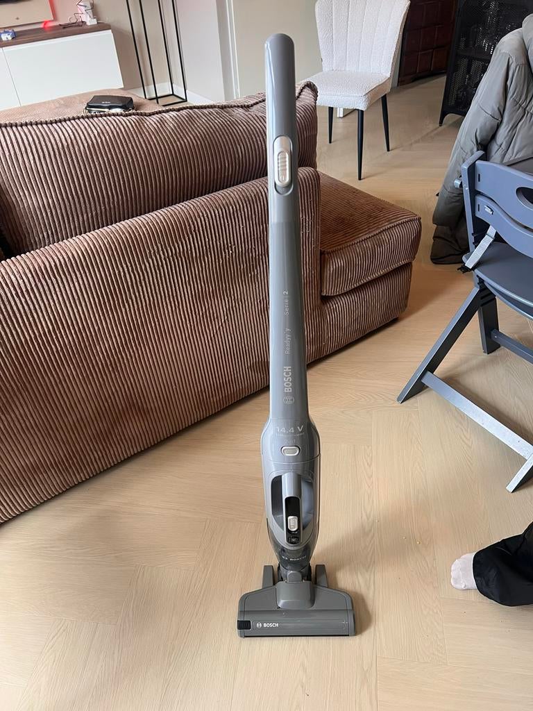 Bosch draadloze stofzuiger met oplader - Zo goed als nieuw, Witgoed en Apparatuur, Stofzuigers, Ophalen of Verzenden, Zo goed als nieuw