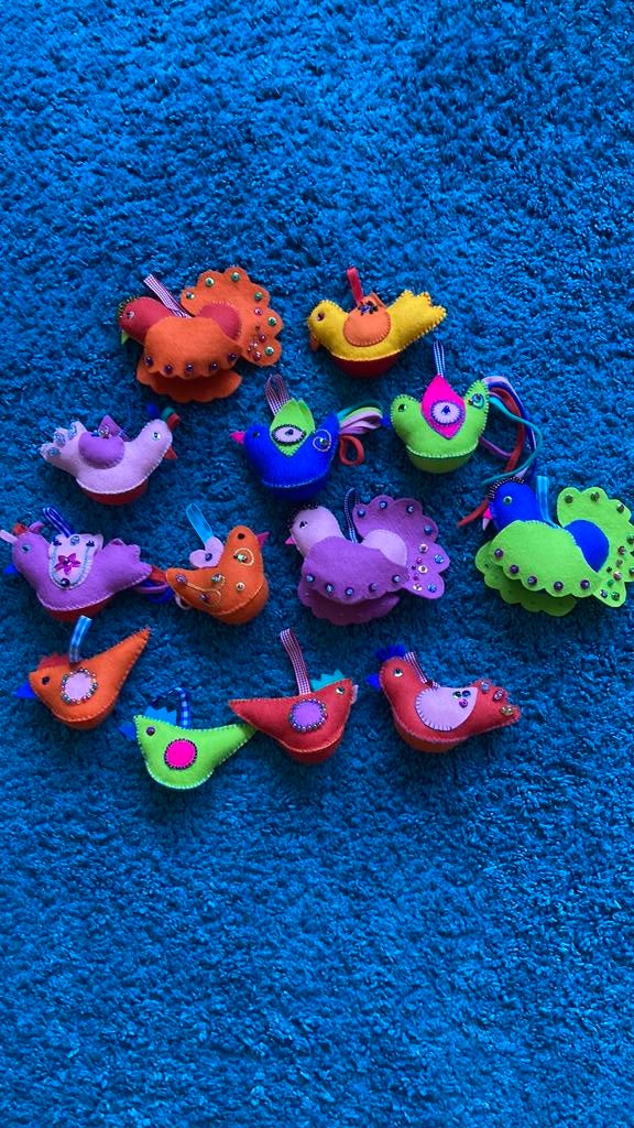 13 handgemaakte vilten vogeltjes, Ophalen of Verzenden