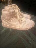 Nike air jordan mid 1 white schoenen snake skin 37,5 (36/37), Kleding | Dames, Schoenen, Ophalen of Verzenden, Zo goed als nieuw