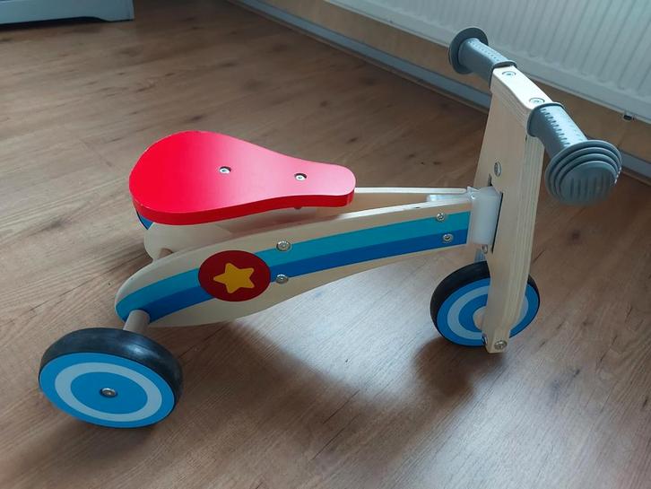Houten loopfietsje voor peuters, Kinderen en Baby's, Speelgoed | Speelgoedvoertuigen, Zo goed als nieuw, Ophalen of Verzenden