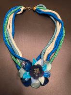 Vintage jaren ‘50/60 halsketting met acryl blauwe bloem, Sieraden, Tassen en Uiterlijk, Kettingen, Ophalen of Verzenden, Zo goed als nieuw