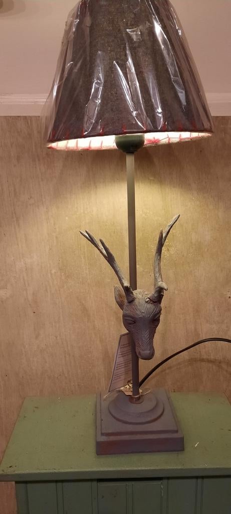 Tafellamp met hertenkop - Uniek design, Antiek en Kunst, Ophalen of Verzenden