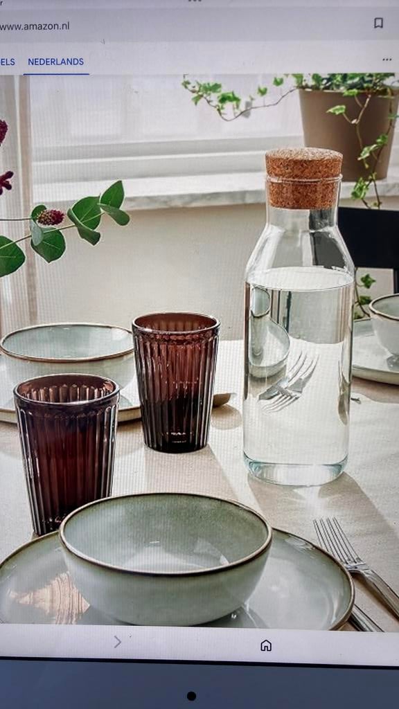 IKEA Vardagen bruine glazen & 3 karaffen, Huis en Inrichting, Ophalen, Glas of Glazen, Nieuw, Glas