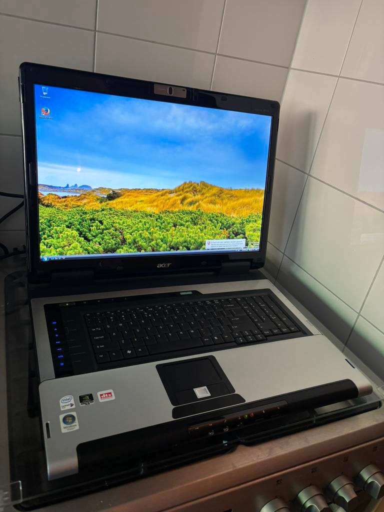 Werkende Zeldzame Acer Aspire 9813WKMi - 20,1 inch REUS -, Ophalen of Verzenden