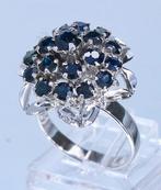 Prachtige Witgouden Entourage Ring met Saffier 14K, Ophalen of Verzenden, Zo goed als nieuw, 17 tot 18, Dame