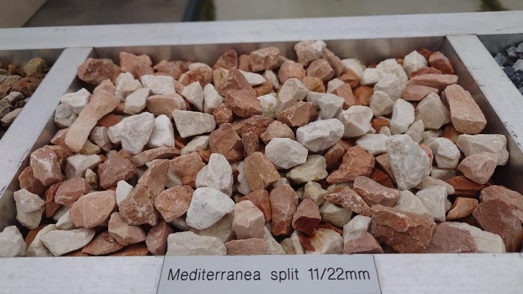 Mediterraanse split ca 0,2 m3, Tuin en Terras, Grind, Keien en Split, Ophalen, Nieuw, Split, Basalt