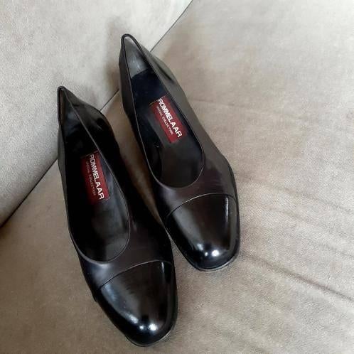 Damesschoenen merk Rommelaar  smal model spec collectie, Ophalen, Pumps, Zwart, Zo goed als nieuw