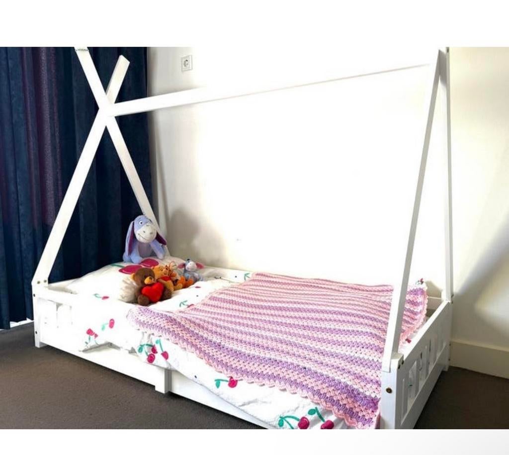 Montessori bed 160x80cm met matras, Kinderen en Baby's, Kinderkamer | Bedden, Ophalen, 70 tot 85 cm, Zo goed als nieuw, Matras