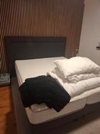 Mooie boxspring met achterwand, Tweepersoons, Ophalen of Verzenden, Zo goed als nieuw, 200 cm