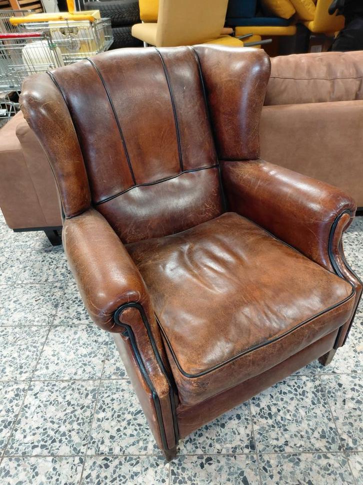 Schaaps Leren Fauteuil - Bruin Chesterfield Stijl, Huis en Inrichting, Fauteuils, Gebruikt, Leer, 75 tot 100 cm, 75 tot 100 cm
