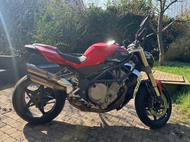 MV Agusta Brutale 750 | 2004 | 16.777 km | incl. accessoires, Motoren, 4 cilinders, Motorrijbewijs A, 749 cc, Particulier