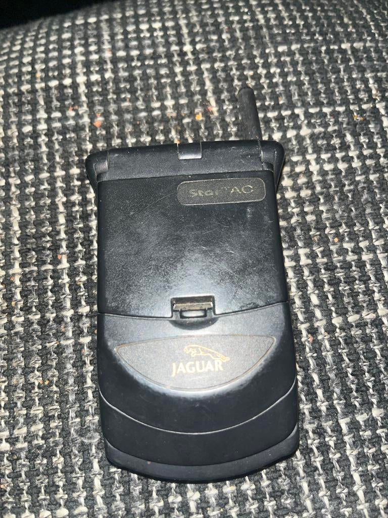 Vintage Motorola StarTAC Jaguar Klaptelefoon - Zeldzaam, Gebruikt, Geen camera, Zwart, Inklapmodel