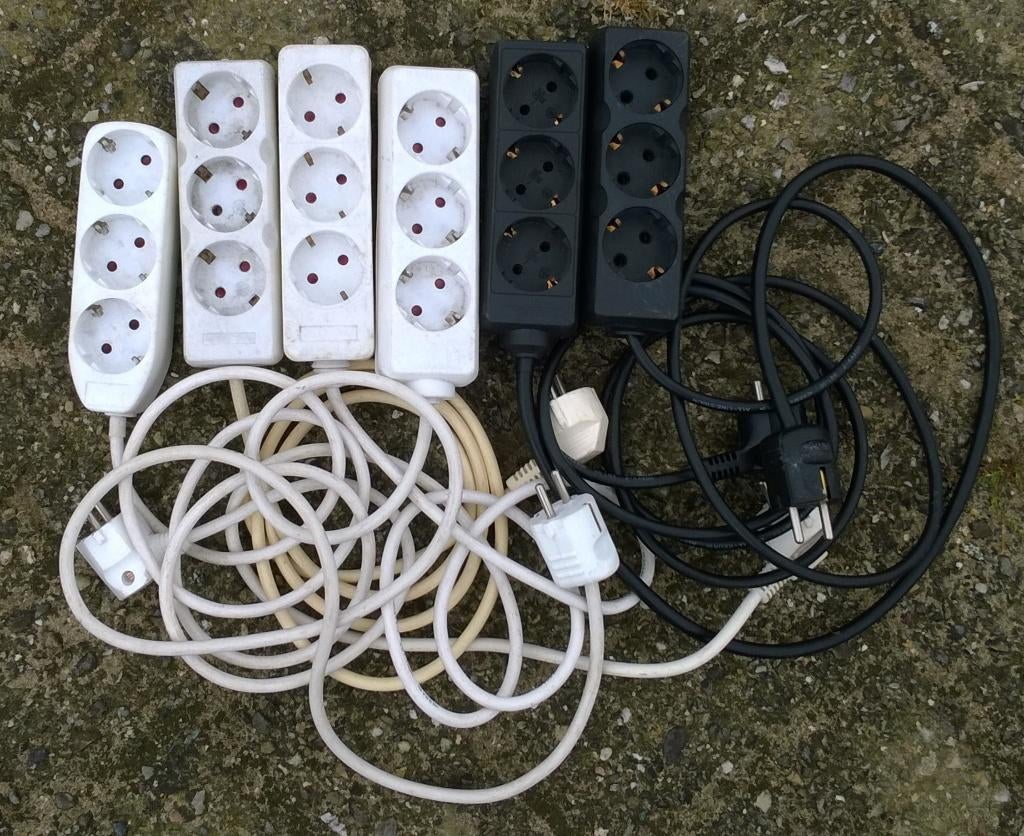 Stekkerblok 3 - 4 - 5 - 6 voudig diverse soorten, Gebruikt, Ophalen of Verzenden, Nb, Nb