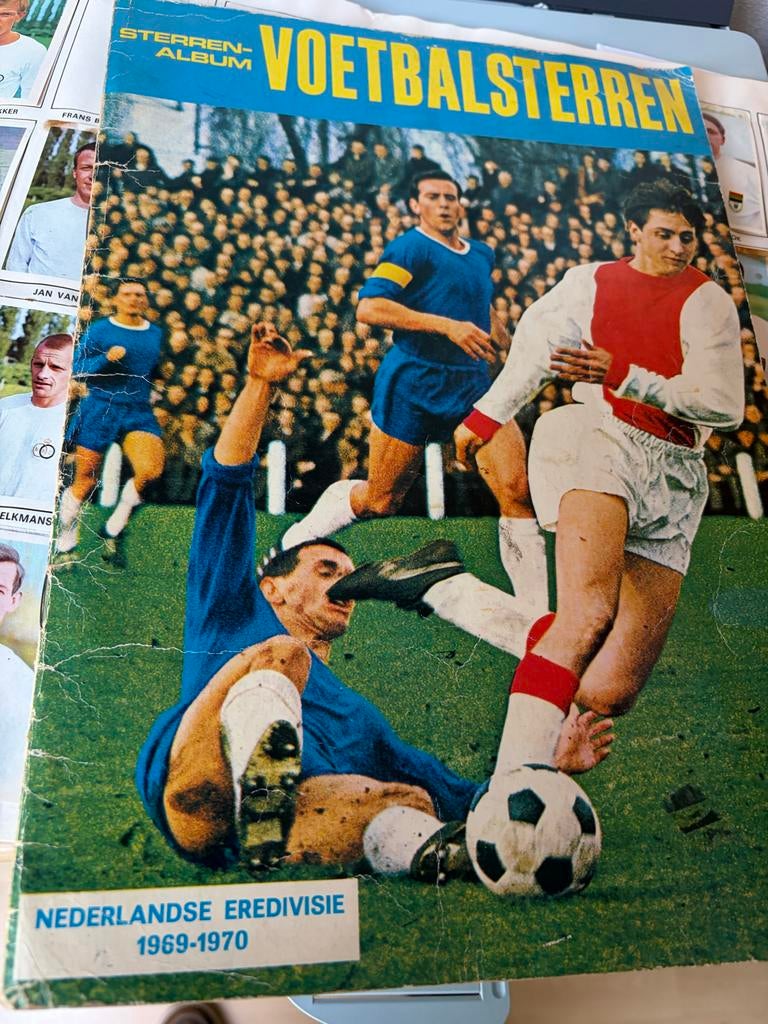 Voetbalsterren album 1969-1970 - Compleet op Cruijff na, Ophalen of Verzenden, Gebruikt, Overige sporten, Boek of Tijdschrift