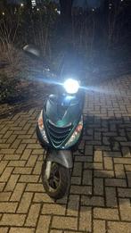 Zip 125cc  lc snor ook te ruil, Fietsen en Brommers, Scooters | Piaggio, Ophalen of Verzenden, Zo goed als nieuw, Benzine, Zip