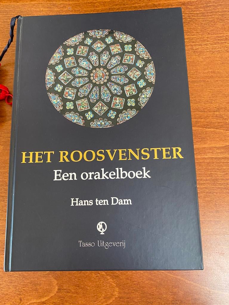 Boek Hans ten Dam - het roosvenster (een orakelboek), Boeken, Ophalen of Verzenden, Spiritualiteit algemeen, Achtergrond en Informatie