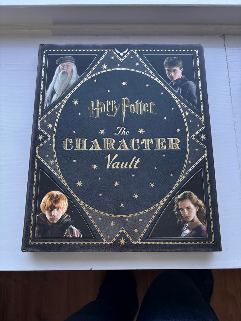 Harry Potter Character Vault en meer boeken, Engelstalig, Ophalen of Verzenden, Gebruikt