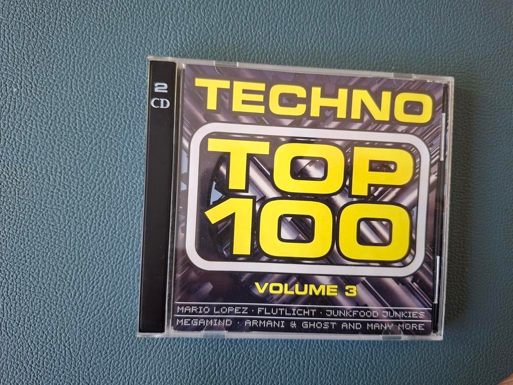 techno top 100 volume 3, Cd's en Dvd's, Ophalen of Verzenden, Zo goed als nieuw, Techno of Trance