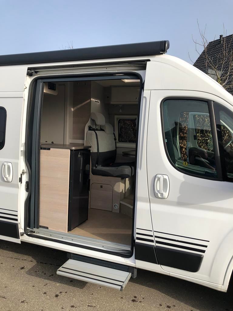 Caravans And Camping Fraaie