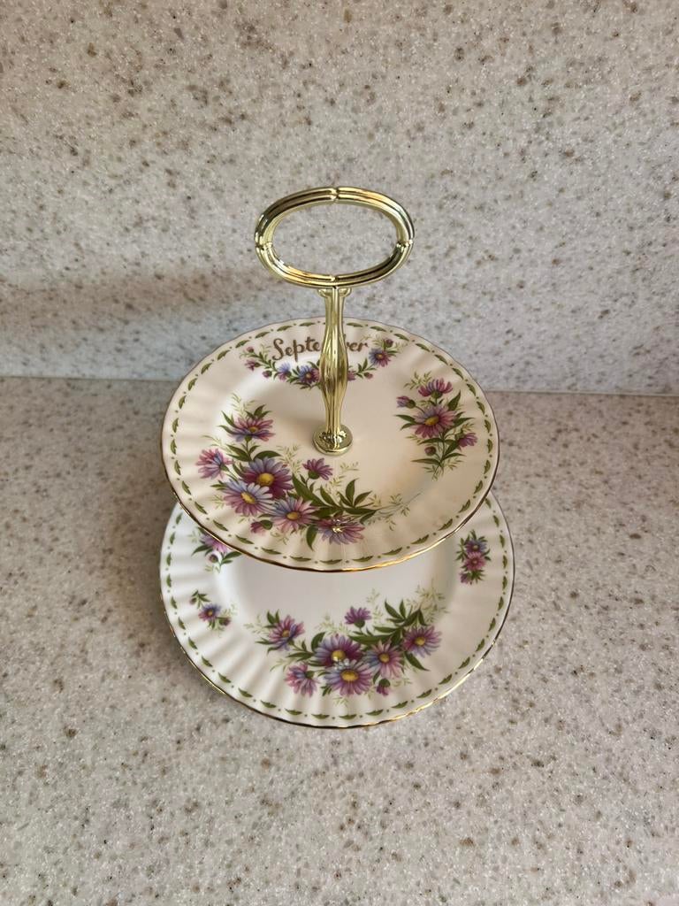 2 laags etagiere Royal Albert Flowers of the Month September, Verzenden