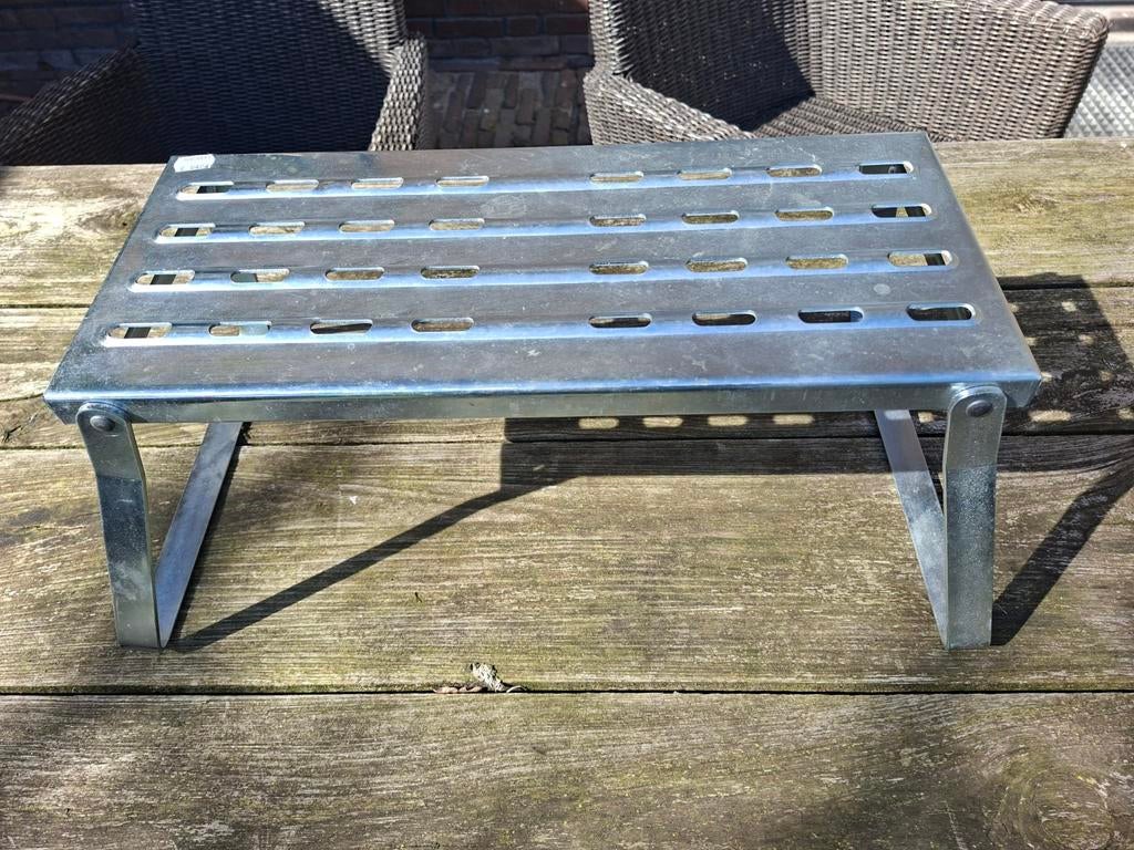 Opstapje voor caravan of camper, Ophalen of Verzenden, Zo goed als nieuw