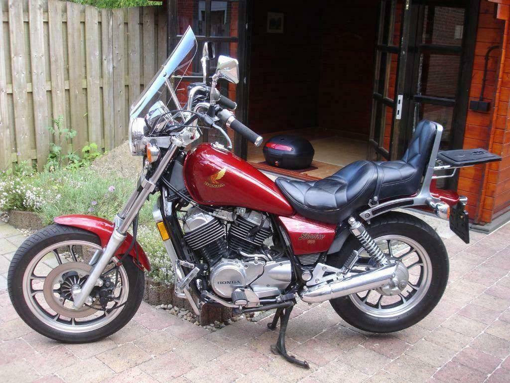 Honda Shadow VT500C, Motoren, Motoren | Oldtimers, Chopper, 12 t/m 35 kW, 2 cilinders, Cardan-aandrijving, Handgeschakeld, Occasion