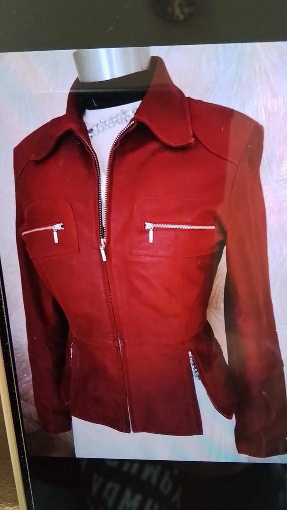 Echt leren donker rood jasje  , Frans model, Kleding | Dames, Jasjes, Kostuums en Pakken, Zo goed als nieuw, Jasje, Maat 36 (S)