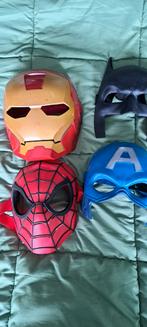 4 maskers, Ophalen, Jongen of Meisje