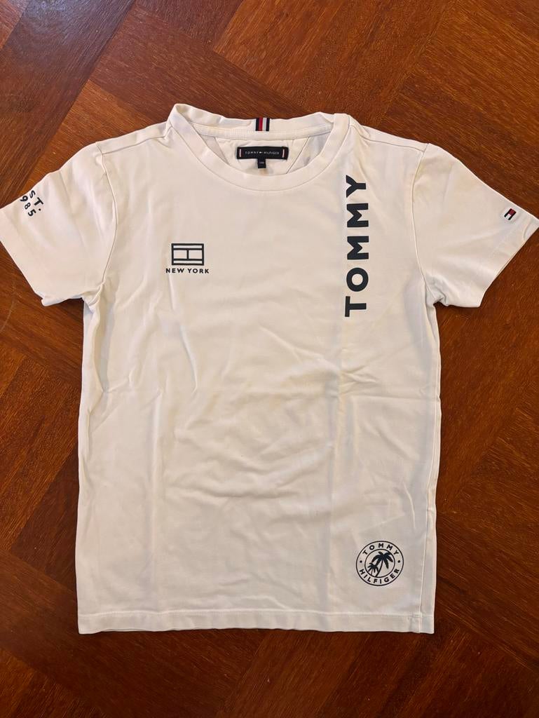 Tommy Hilfiger shirt wit maat 140, Kinderen en Baby's, Kinderkleding | Maat 140, Ophalen of Verzenden, Zo goed als nieuw, Jongen of Meisje