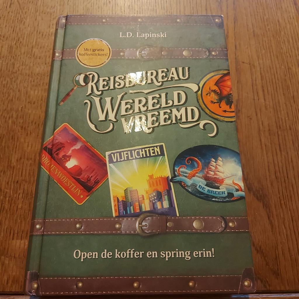 Reisbureau Wereld Vreemd - L.D. Lapinski, Boeken, Ophalen of Verzenden, Gelezen, L.D. Lapinski, Fictie algemeen