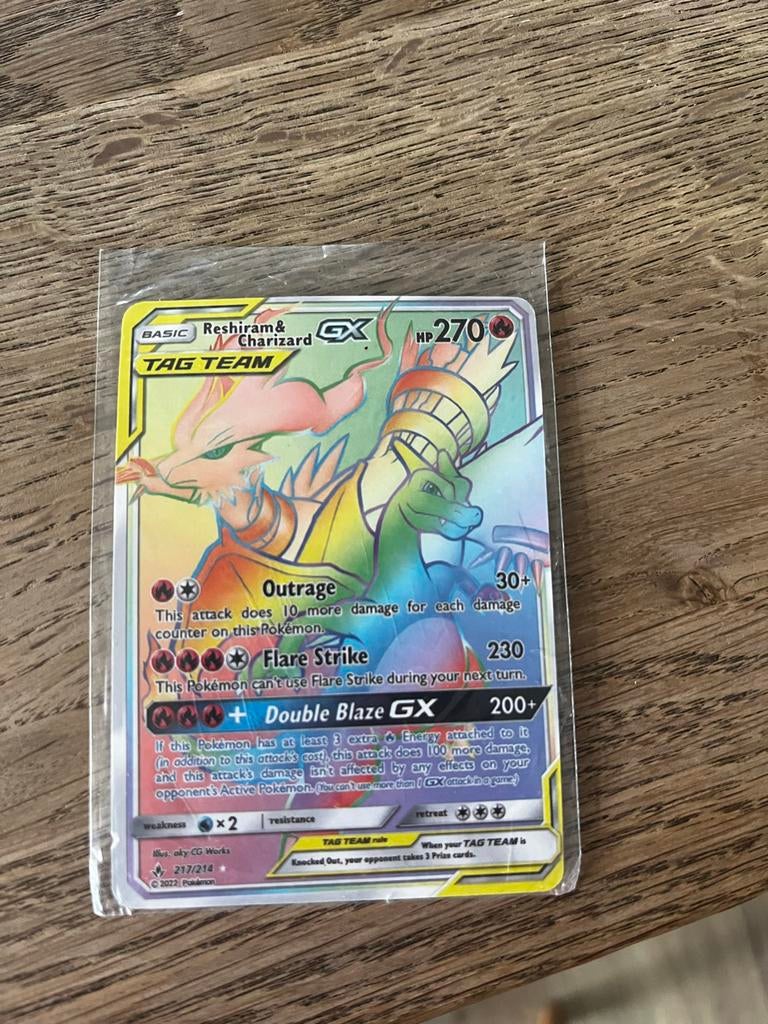 Pokémon kaart Reshiram & Charizard GX, Ophalen of Verzenden, Gebruikt, Losse kaart, Foil