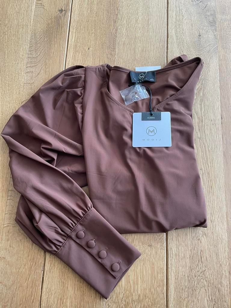 Prachtige jurk, mooij, maat S, nieuw met kaartjes., Bruin, Nieuw, Ophalen of Verzenden, Maat 36 (S)