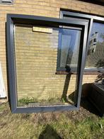 Raam, dubbel glas met kozijn en toebehoren, Doe-het-zelf en Verbouw, Kozijnen en Schuifpuien, Ophalen, Kunststof, Gebruikt, Raamkozijn