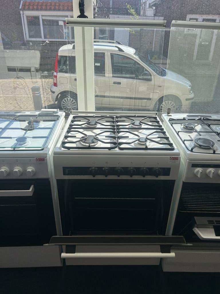 Siemens gasfornuis met heteluchtoven incl garantie&bezorgen, Ophalen, Nl, Nulachtenvijftig.nl, 4 kookzones