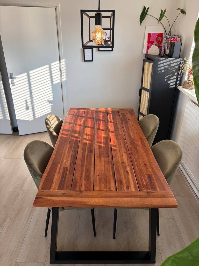 4x Eetkamerstoelen Jysk – Groen Fluweel – Goede Staat, Ophalen, Gebruikt, Zwart, Vier