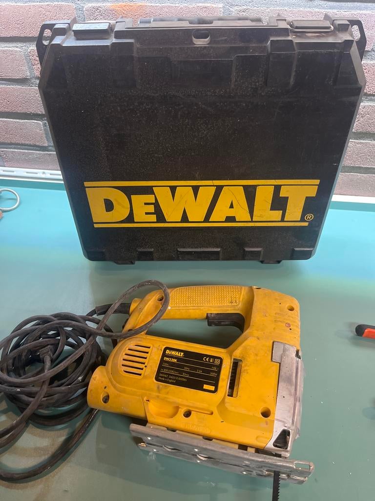 Dewalt decoupeerzaag DW320K met koffer, Ophalen, Gebruikt, Minder dan 600 watt, Decoupeerzaag
