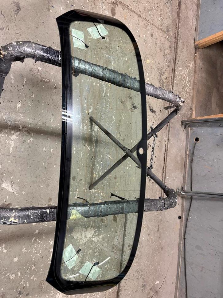 Achterruit Golf 8 GTI 2021, Auto-onderdelen, Ruiten en Toebehoren, Volkswagen, Gebruikt, Ophalen of Verzenden