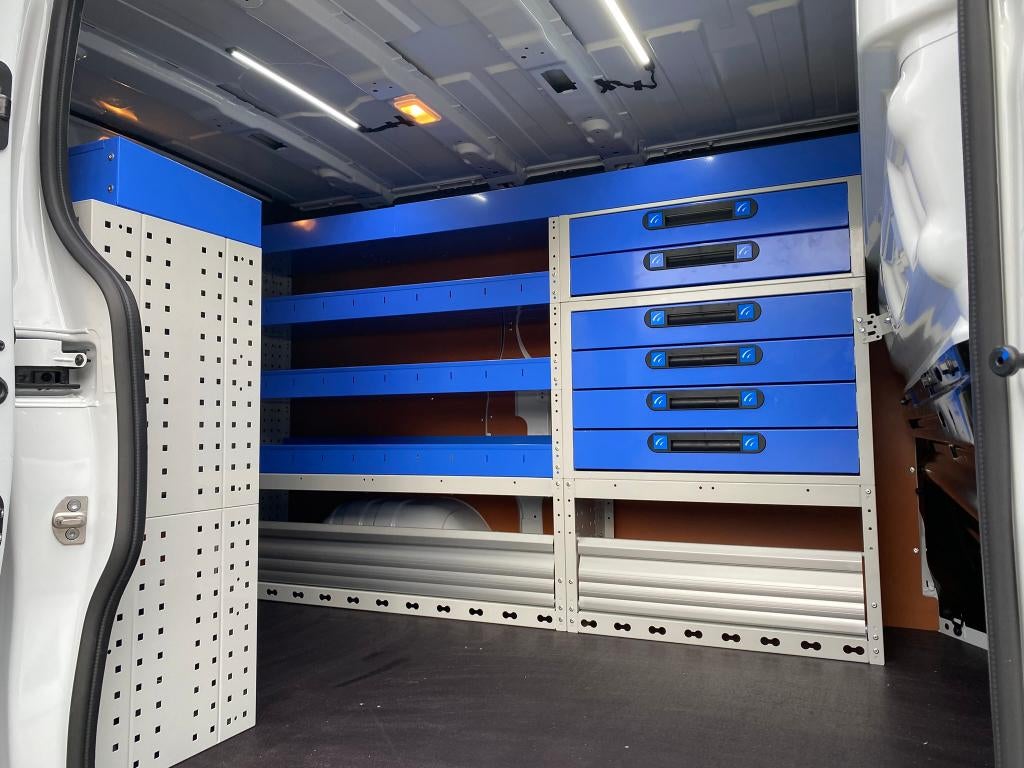 Bus inrichting Electrotechniek | installateur, Auto diversen, Ophalen of Verzenden, Bulters Bedrijfswageninrichtingen bv, Info@bulters.nl