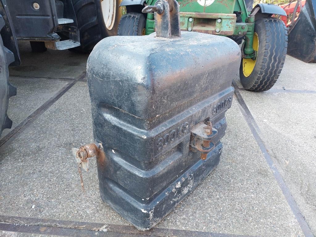 Frontgewicht / Ballastblok 800 KG, Ophalen, Gebruikt
