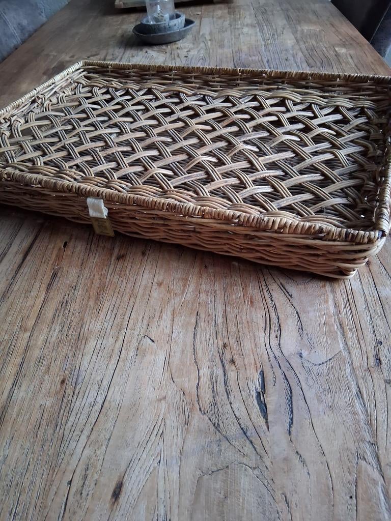 Riviera Maison dienblad rattan, Huis en Inrichting, Woonaccessoires | Dienbladen, Ophalen of Verzenden, Zo goed als nieuw
