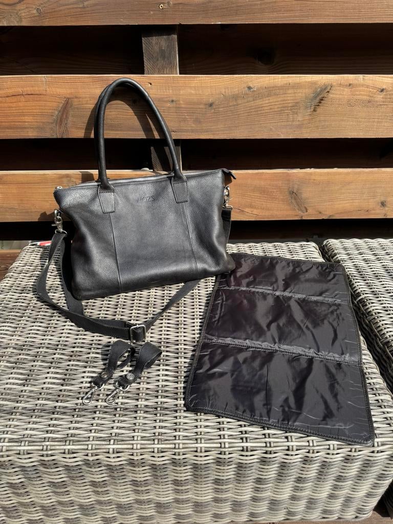 Mozz luiertas zwart leer, Kinderen en Baby's, Luiertassen, Ophalen, Zo goed als nieuw