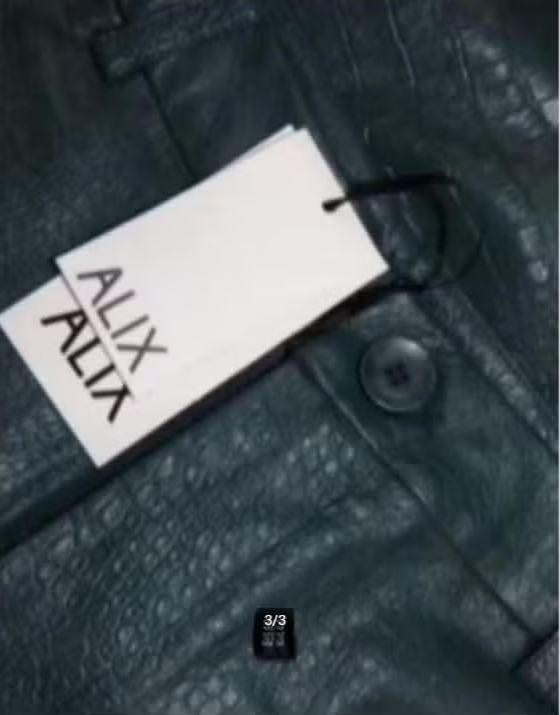 ALIX the Label - Imitatieleren mom pants maat L - Nieuw€139, Alix the label, Maat 42/44 (L), Nieuw, Ophalen of Verzenden