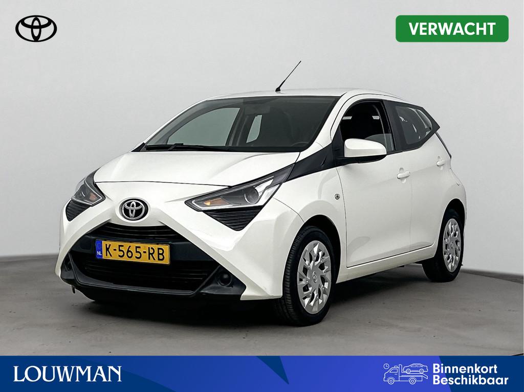 Toyota Aygo 1.0 VVT-i x-play | Apple Carplay-Android Auto |, Auto's, Toyota, Voorwielaandrijving, 12 maanden, Stof, Gebruikt