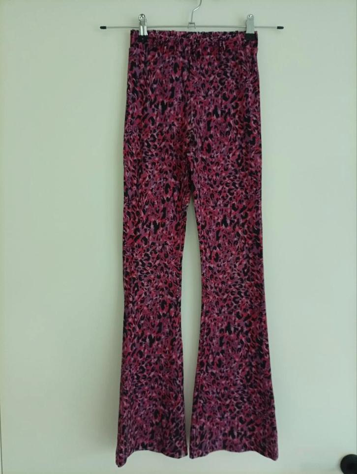 Geisha flair / flared broek paars aubergine maat 152, Kinderen en Baby's, Kinderkleding | Maat 152, Gebruikt, Meisje, Broek, Ophalen of Verzenden
