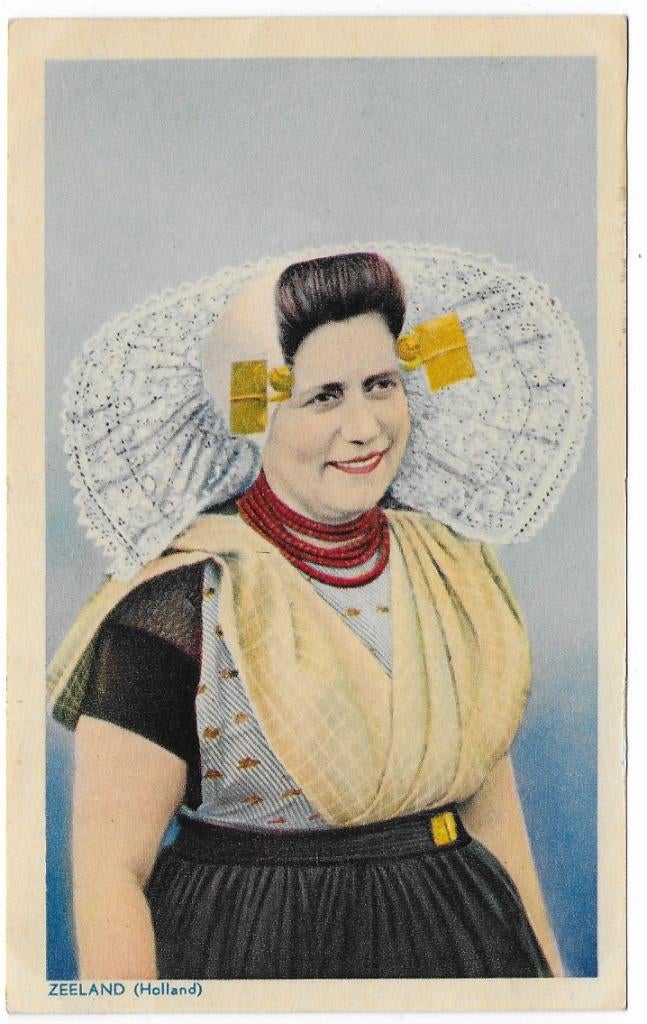 Zeeland klederdracht Ongelopen Ansichtkaart (B6636 ), Ophalen of Verzenden, 1940 tot 1960, Ongelopen, Zeeland