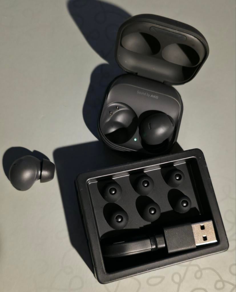 Samsung Galaxy Buds2 Pro - Graphite - Inclusief gratis case!, Telecommunicatie, Mobiele telefoons | Oordopjes, Zo goed als nieuw