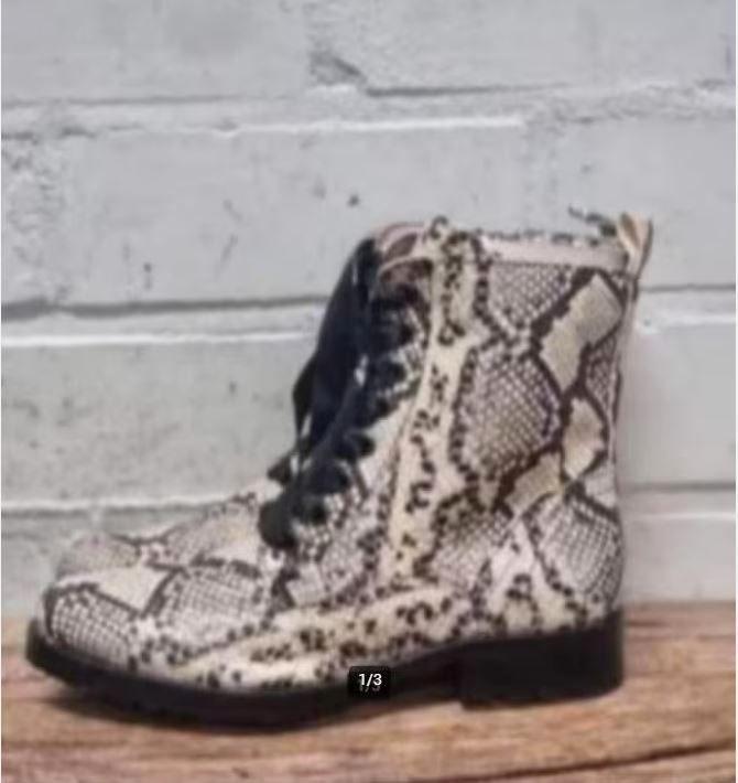 DWARS - Mooie leren boots maat 37 - Nieuw - DWRS, Kleding | Dames, Schoenen, Nieuw, Lage of Enkellaarzen, Overige kleuren, Ophalen of Verzenden