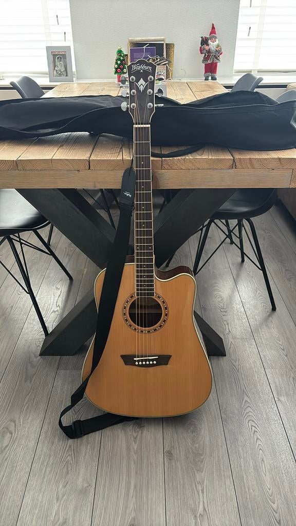 Washburn akoestische gitaar, Ophalen, Gebruikt, Western- of Steelstringgitaar, Met koffer