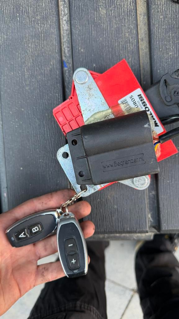 Malossi ECU + begrenzer Euro 5 met afstandsbediening, Fietsen en Brommers, Ophalen of Verzenden, Gebruikt, Overige typen, Overige merken